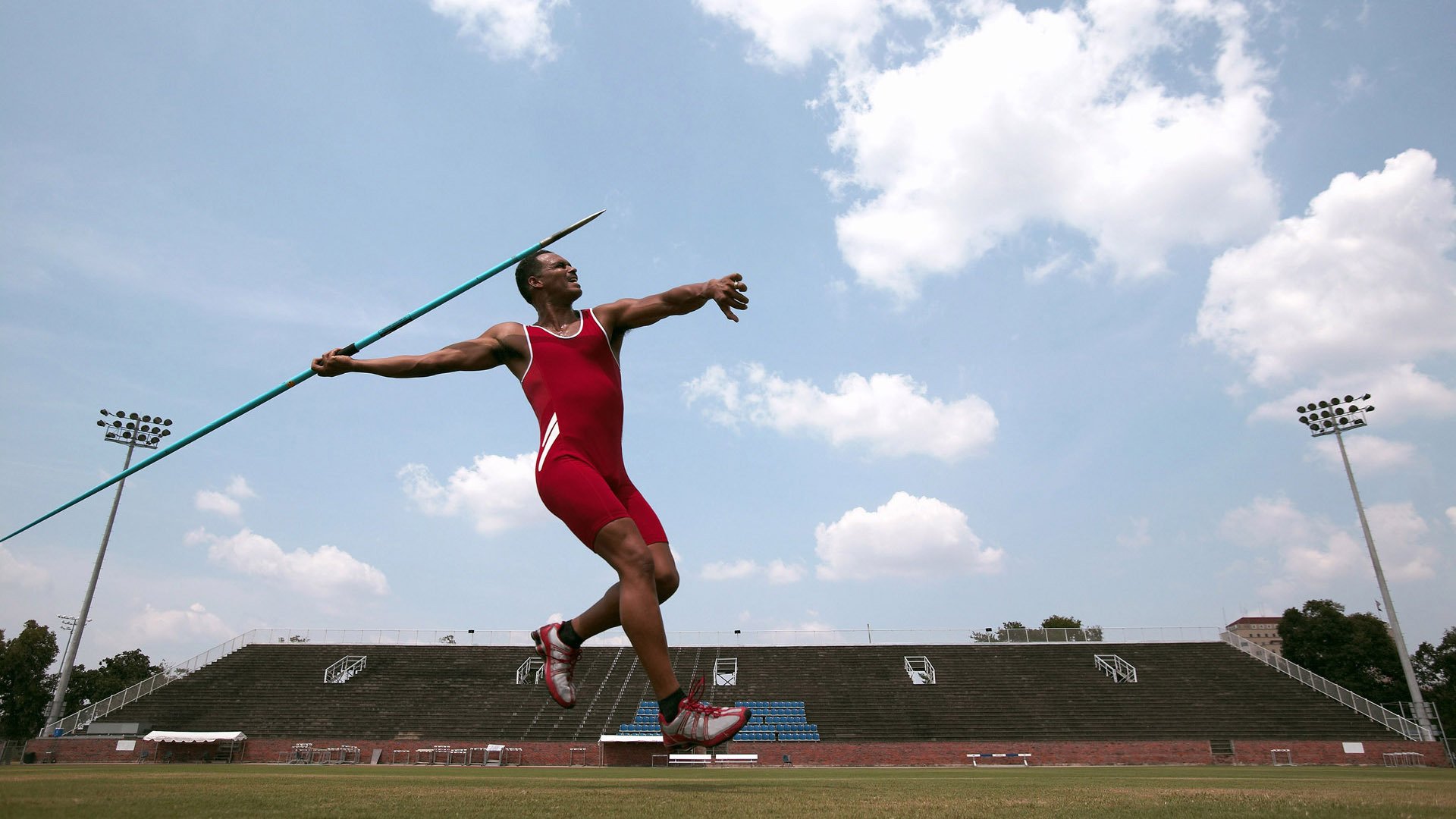 从加勒比到凯尔特海,努涅斯一锤定音,爱尔兰绝境翻盘洪都拉斯启示录